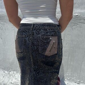 Elegant Black and Gold Paisley Skirt